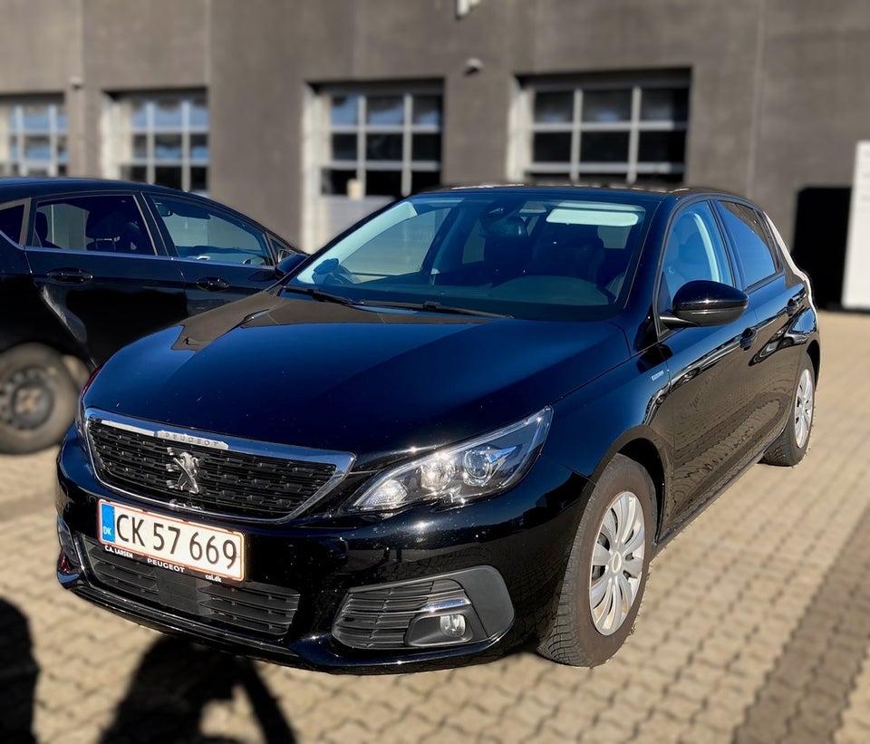 Peugeot 308 1,2 PureTech 130 Style 5d