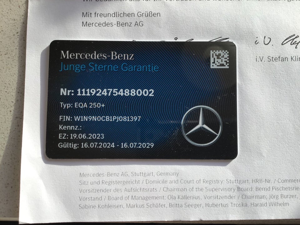 Mercedes EQA250+ Progressive 5d