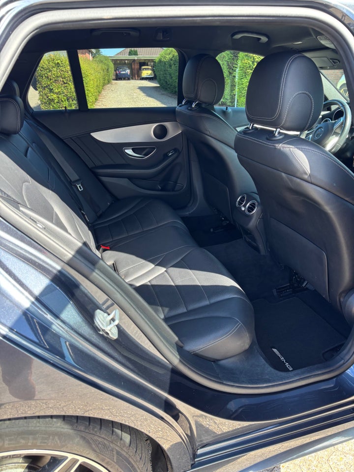 Mercedes C220 d 2,2 AMG Line stc. aut. 5d