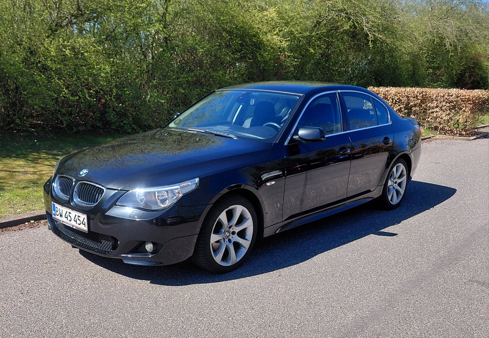 BMW 520i 2,2  4d