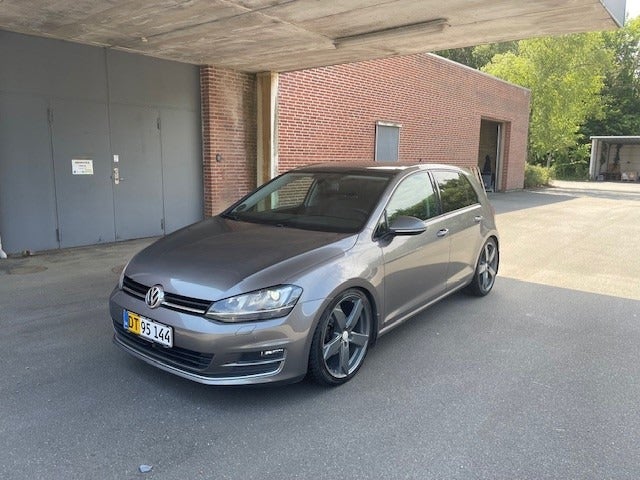 VW Golf VII 2,0 TDi 150 Highline DSG BMT Van 5d