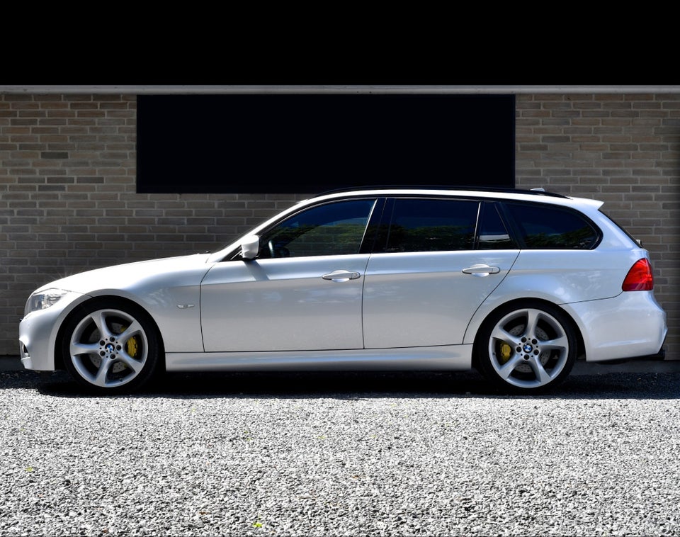 BMW 325i 3,0 Touring Steptr. 5d