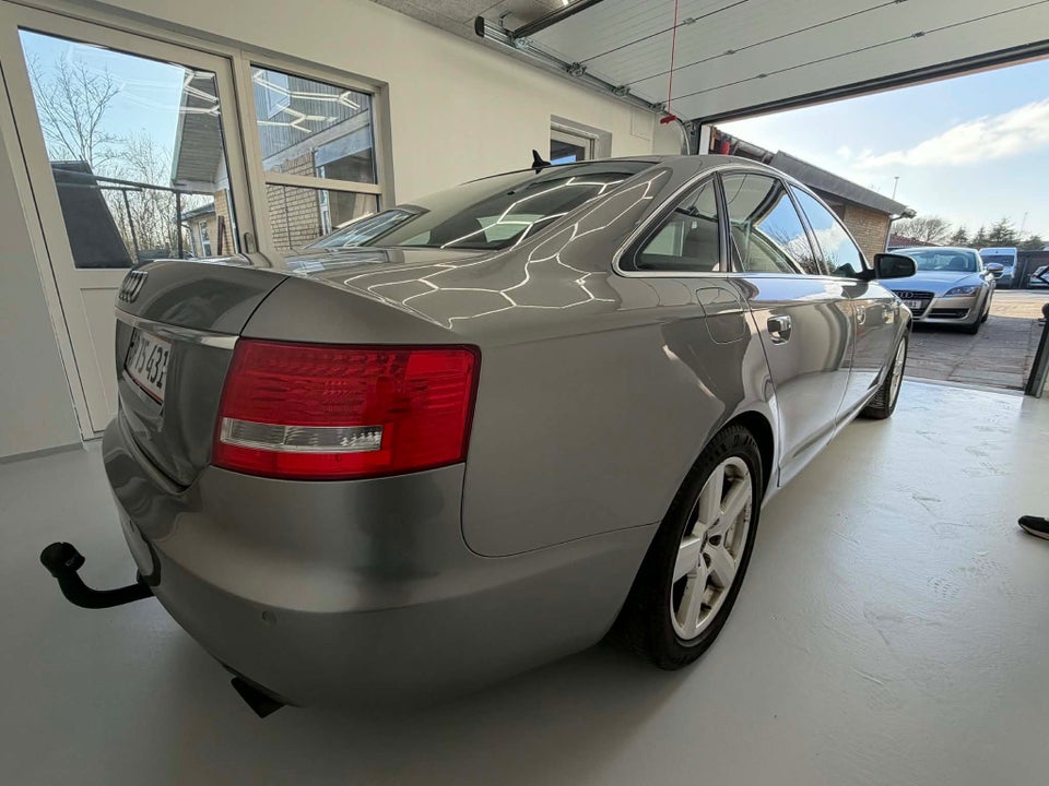 Audi A6 3,2 FSi quattro Tiptr. 4d
