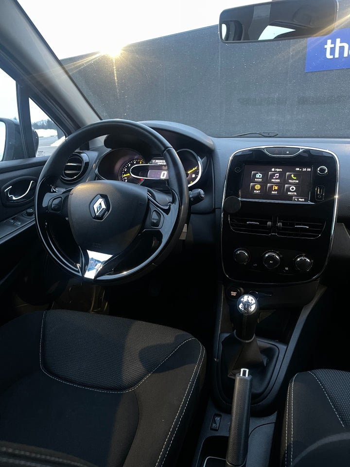 Renault Clio IV 1,5 dCi 75 Expression 5d