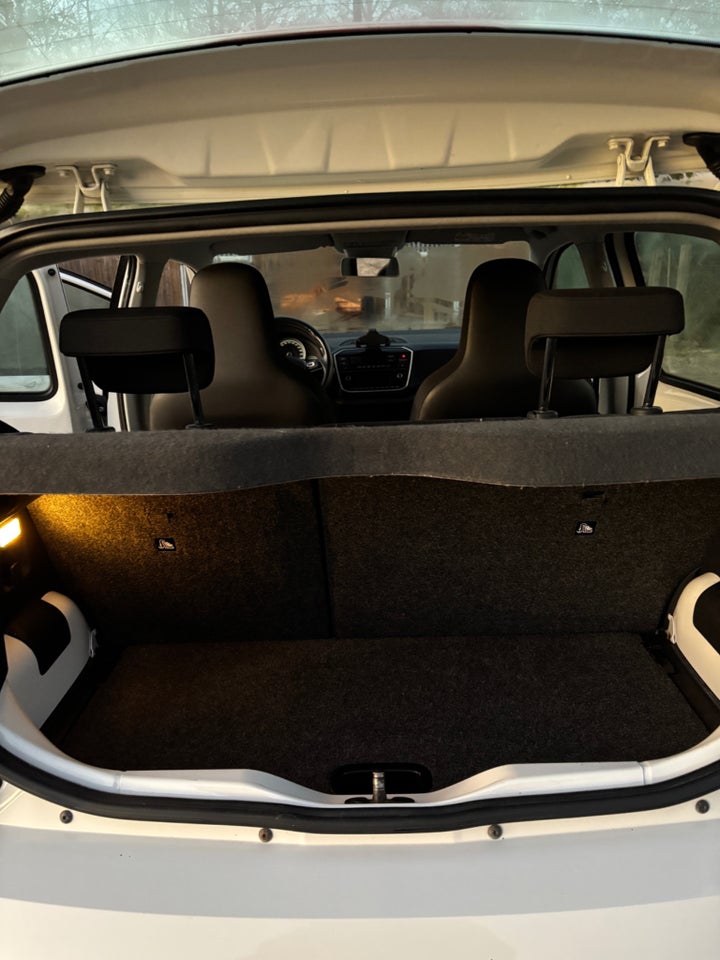 VW Up! 1,0 MPi 60 Move BMT 5d