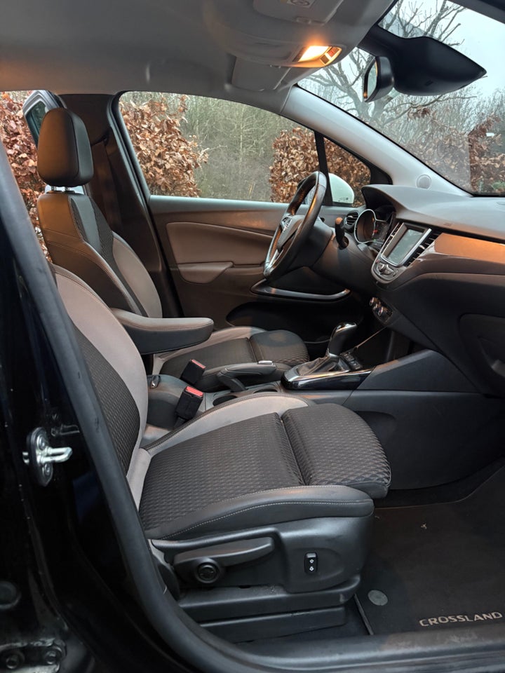 Opel Crossland X 1,2 T 110 Exclusive aut. 5d