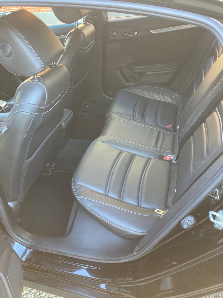 Honda Civic 1,6 i-DTEC Elegance aut. 5d