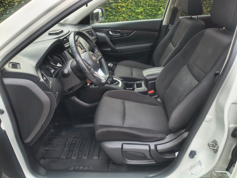 Nissan X-Trail 1,6 Dig-T 163 Acenta 7prs 5d
