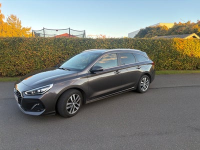 Hyundai i30 1,4 T-GDi Premium stc. DCT 5d
