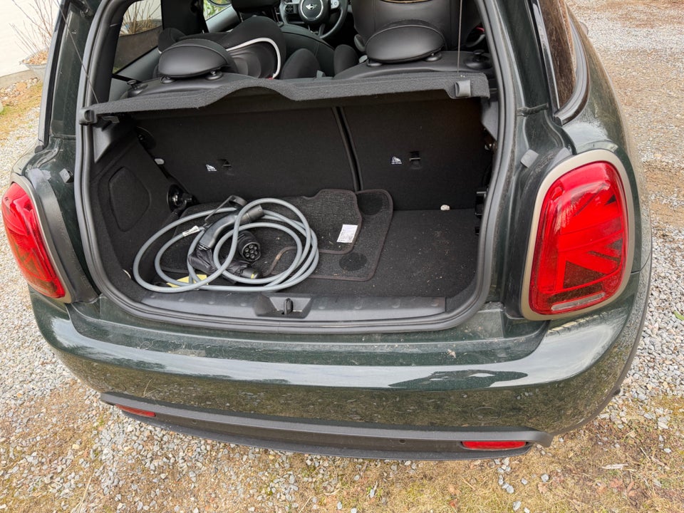 MINI Cooper SE Resolute Edition 3d