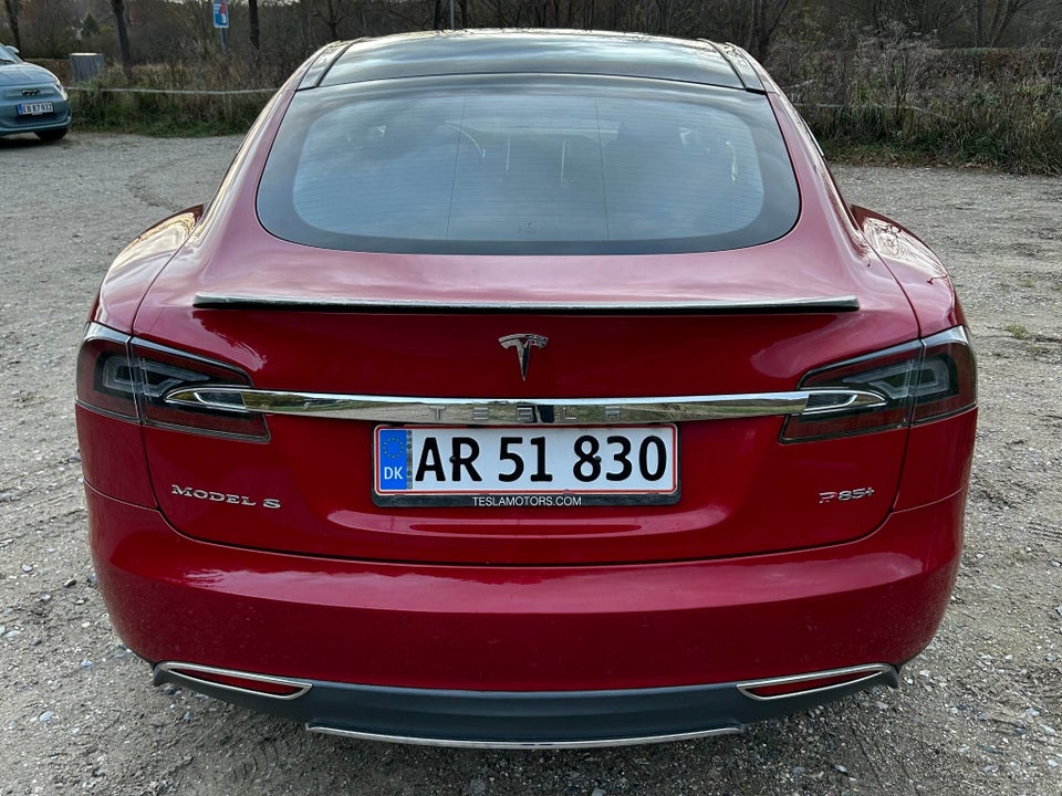 Tesla Model S 85 5d