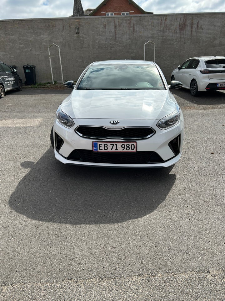 Kia ProCeed 1,4 T-GDi GT-Line DCT 5d
