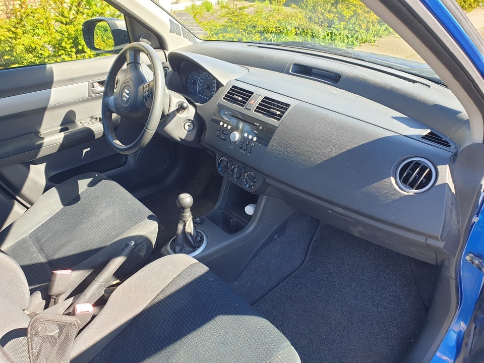 Suzuki Swift 1,3 5d