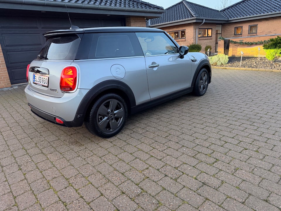 MINI Cooper SE Maximise 3d