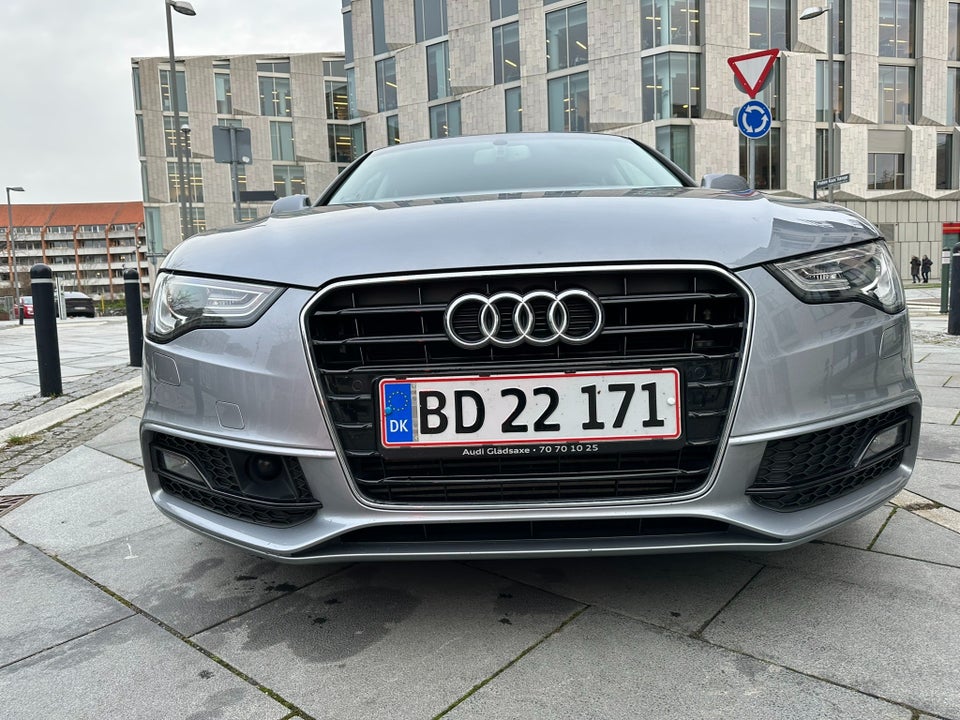 Audi A5 1,8 TFSi 144 S-line Sportback Multitr. 5d