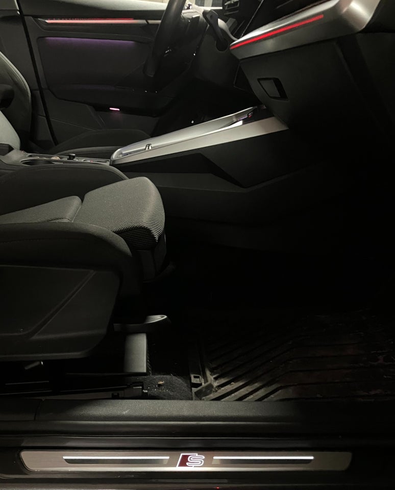 Audi A3 45 TFSi e S-line Sportback S-tr. 5d