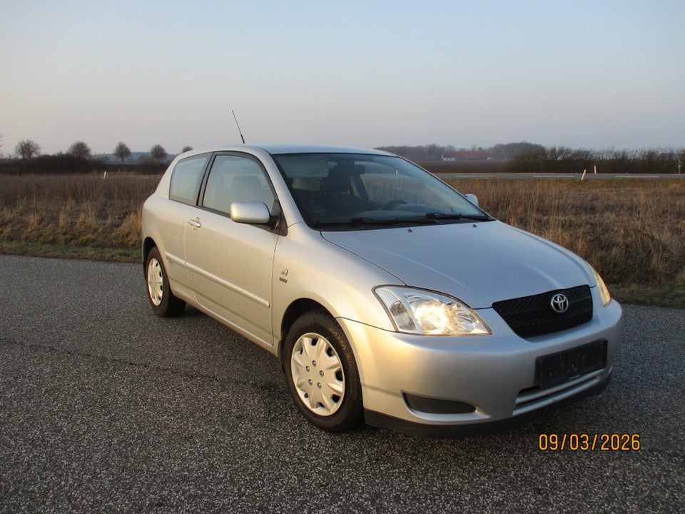 Toyota Corolla 1,6 Terra 3d