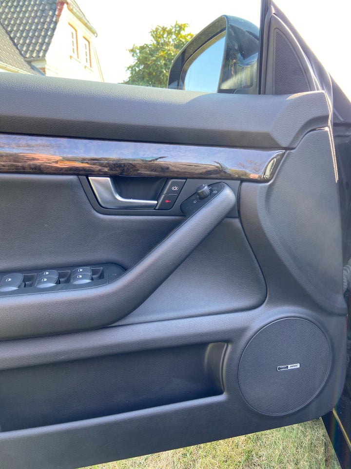 Audi A4 1,8 T 163 Cabriolet quattro 2d