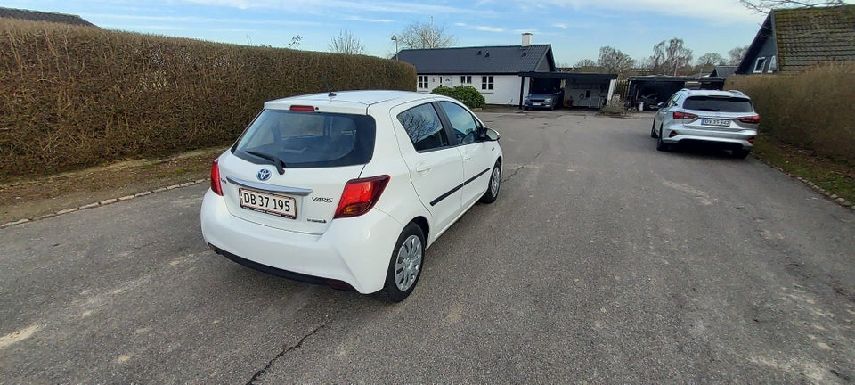 Toyota Yaris 1,5 Hybrid H2 Touch e-CVT 5d