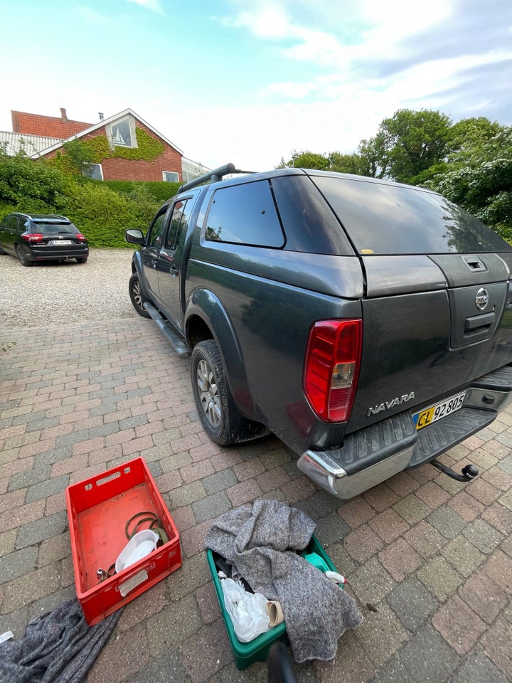 Nissan Navara 3,0 dCi 231 Db.Kab LE aut. 4d