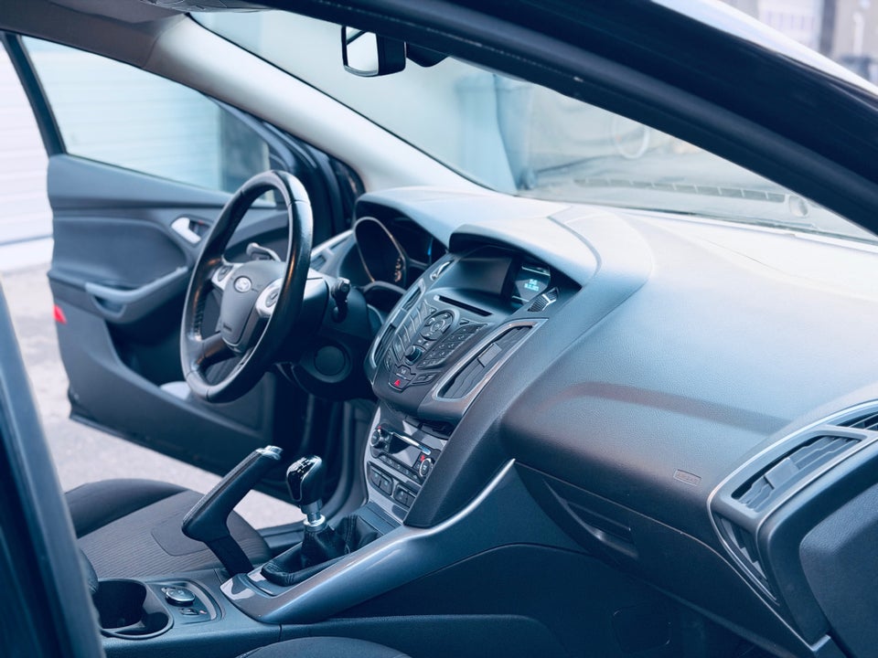 Ford Focus 1,0 SCTi 125 Titanium ECO 5d