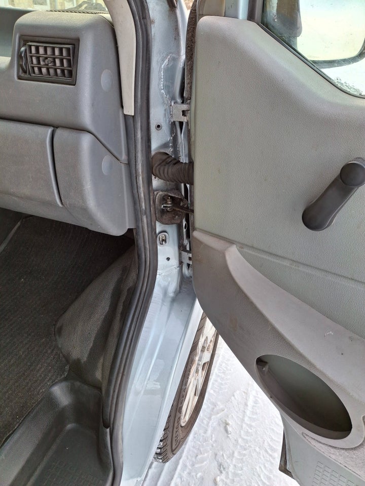 VW Transporter 2,5  4d