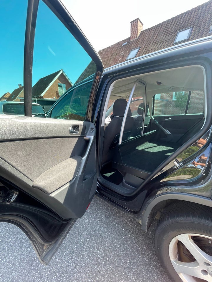 VW Tiguan 2,0 TDi 140 Sport & Style Tiptr. 4Motion Van 5d