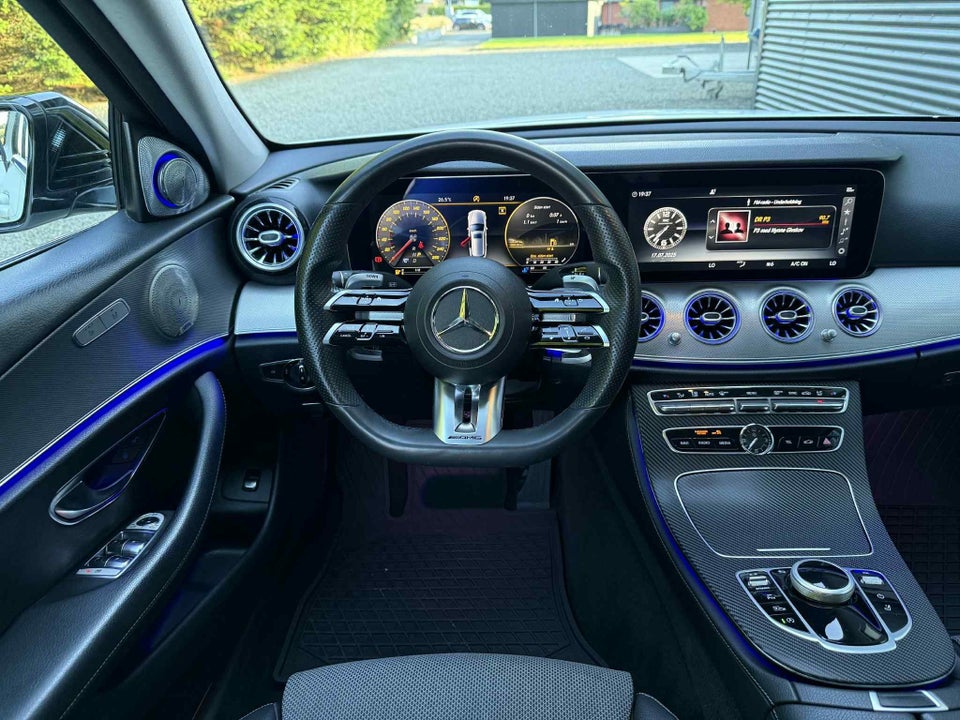 Mercedes E220 d 2,0 AMG Line stc. aut. 5d