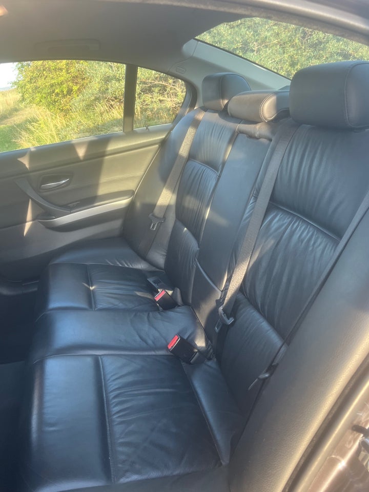 BMW 325i 2,5  4d