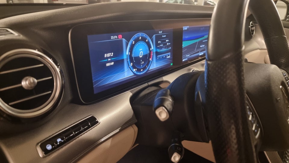 Mercedes E220 d 2,0 Avantgarde stc. aut. 5d