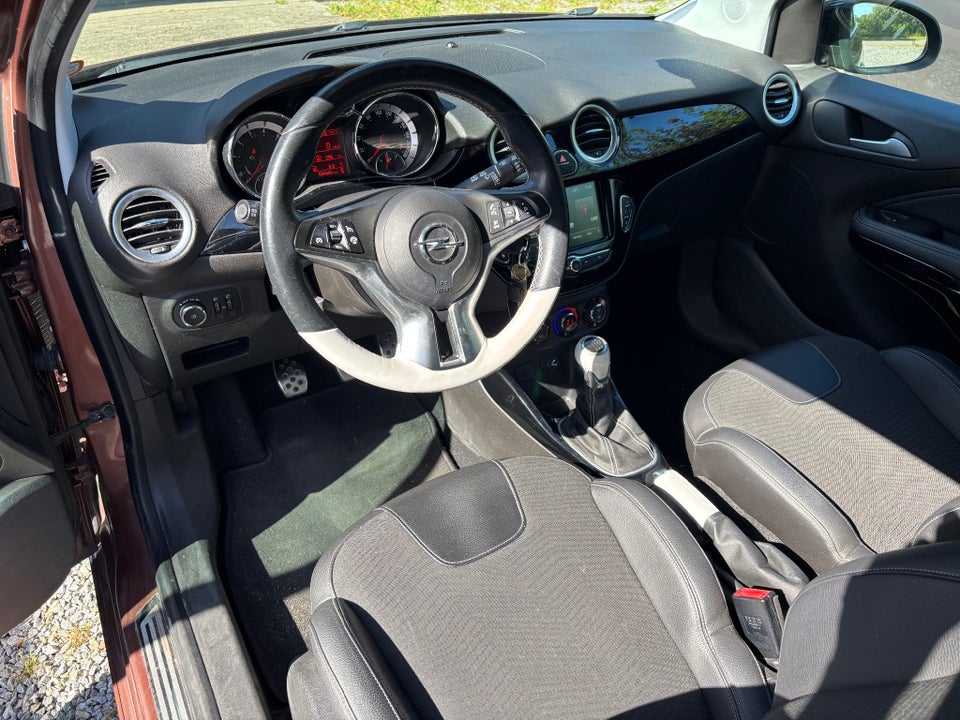 Opel Adam 1,0 T 90 Glam SwingTop 3d