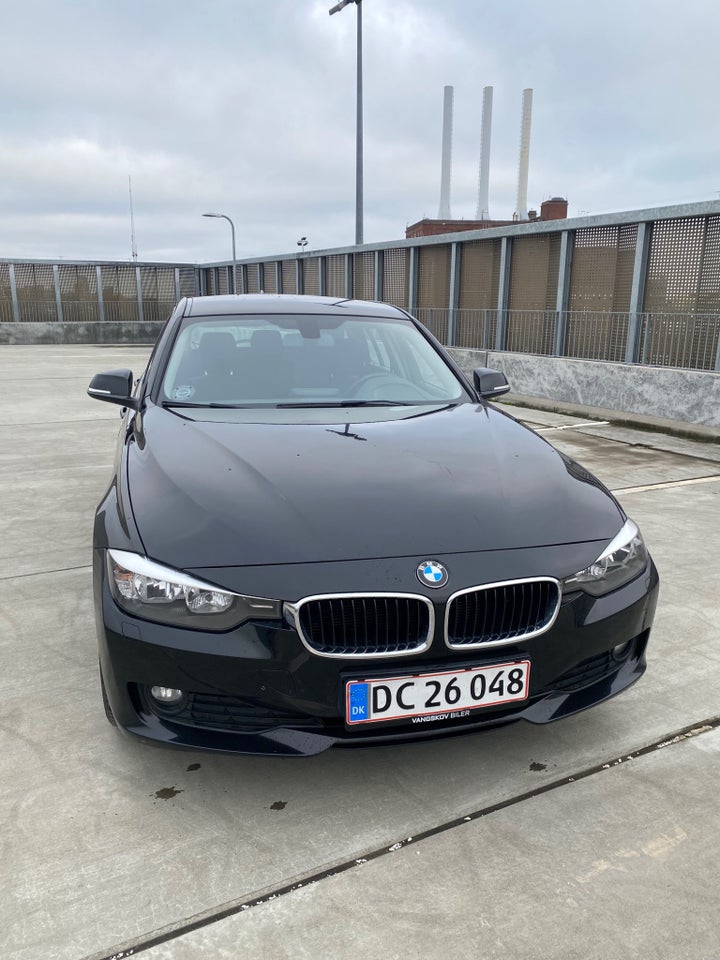 BMW 320d 2,0 Touring 5d