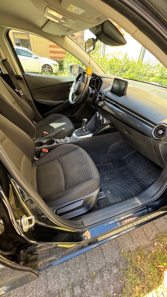 Mazda 2 1,5 SkyActiv-G 90 Superior 5d