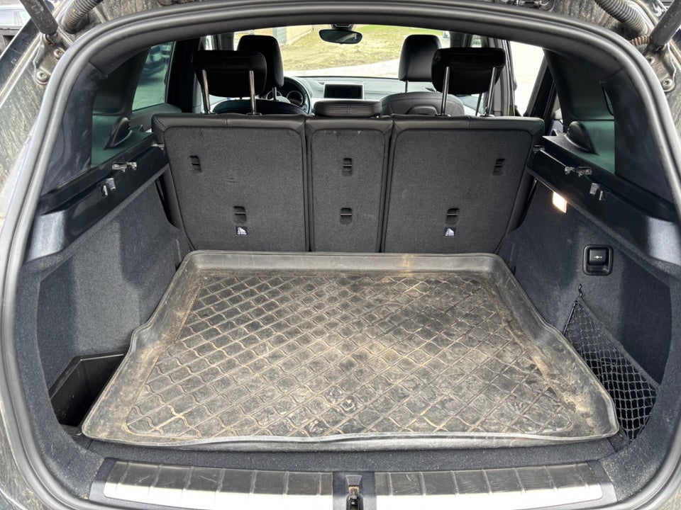 BMW X1 2,0 sDrive18d M-Sport aut. 5d