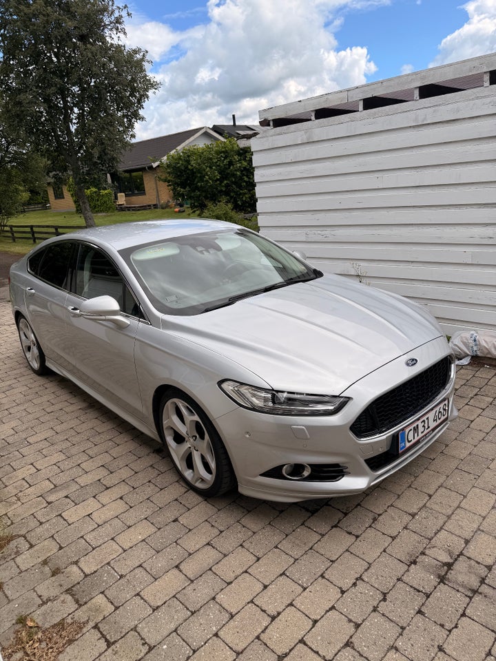 Ford Mondeo 2,0 SCTi 203 Titanium aut. 5d