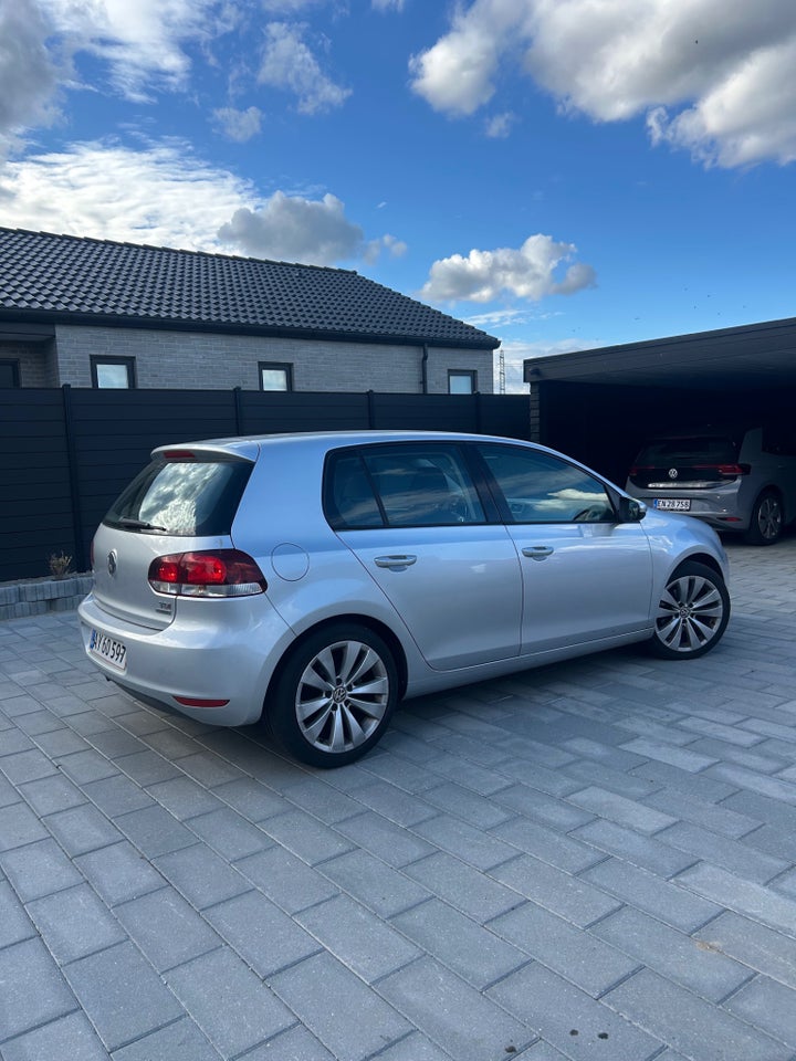 VW Golf VI 1,6 TDi 105 Comfortline DSG BMT 5d