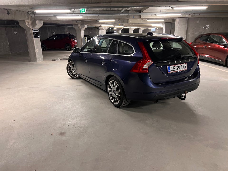 Volvo V60 2,0 D3 163 Momentum aut. 5d