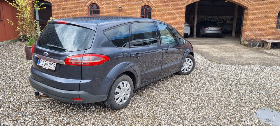 Ford S-MAX 2,0 TDCi 140 Trend 7prs 5d