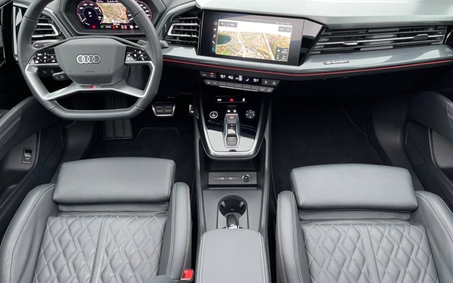 Audi Q4 e-tron 50 S-line quattro 5d