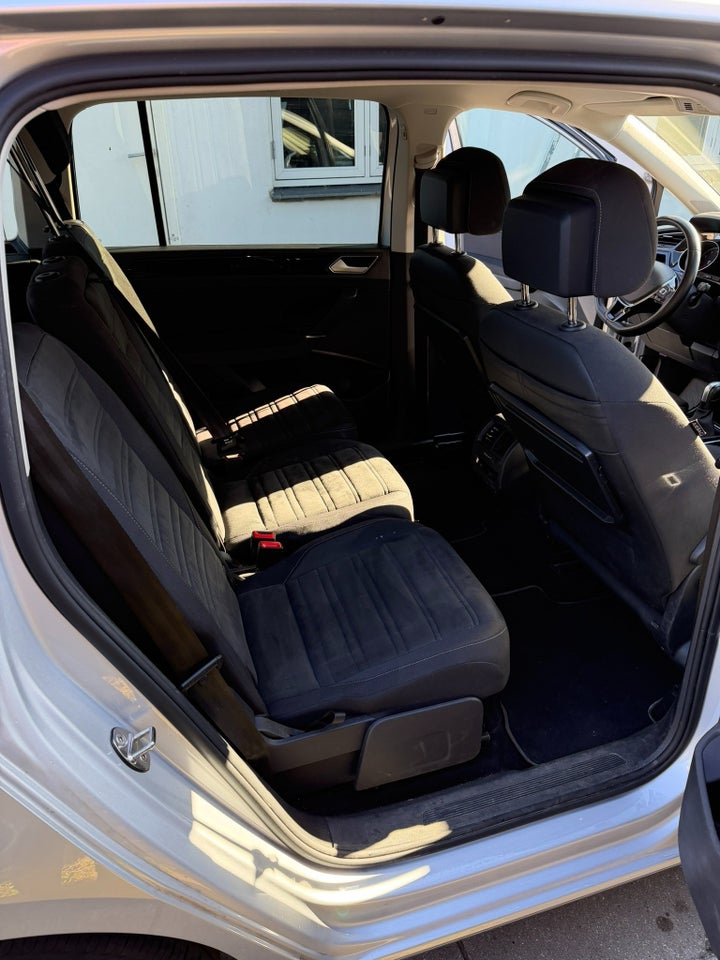 VW Touran 1,5 TSi 150 Highline DSG 7prs 5d