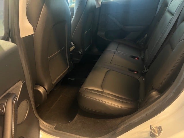 Tesla Model Y Long Range AWD 5d