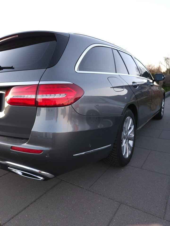 Mercedes E220 d 2,0 Exclusive stc. aut. 5d