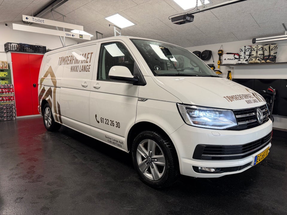 VW Transporter 2,0 TDi 204 Kassevogn DSG lang