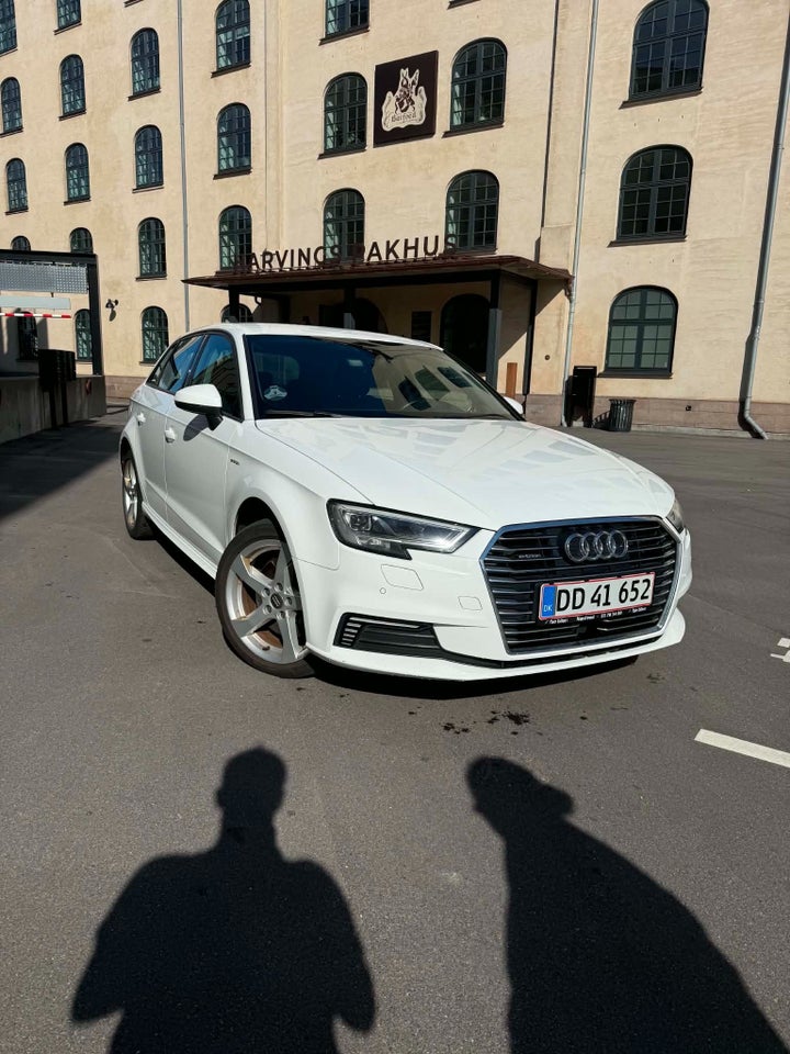 Audi A3 1,4 e-tron Sport Sportback S-tr. 5d