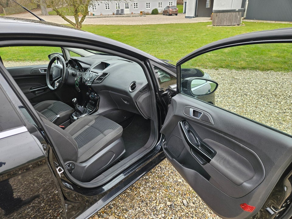 Ford Fiesta 1,0 SCTi 100 Titanium 5d