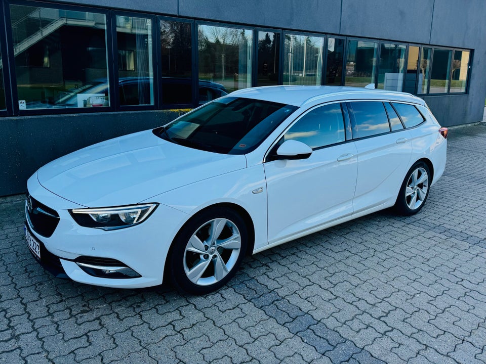 Opel Insignia 1,5 T 165 Dynamic Sports Tourer 5d
