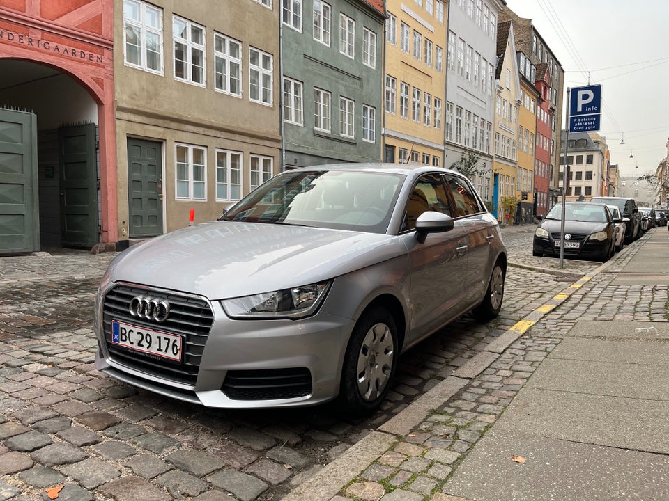 Audi A1 1,0 TFSi 95 Sportback 5d