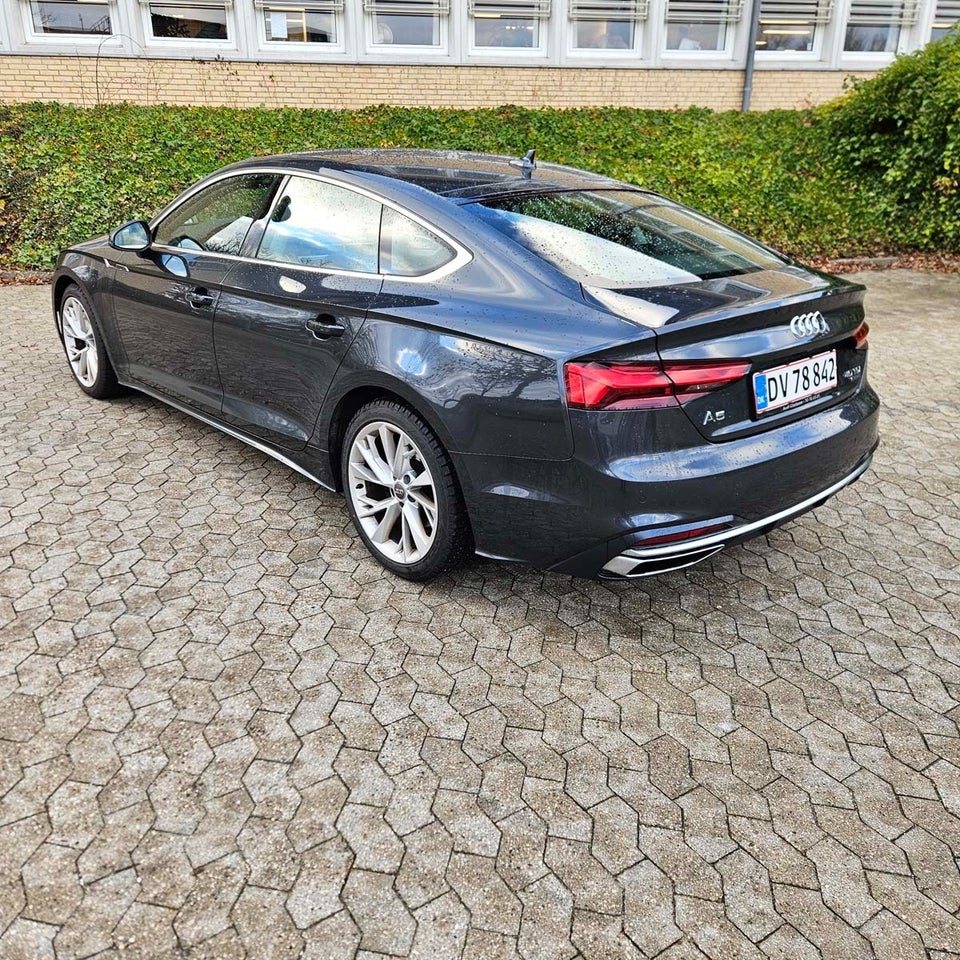 Audi A5 40 TDi S-line Sportback quattro S-tr. 5d