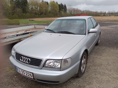 Audi A6 2,6 Benzin modelår 1996 km 410000 Sølvmetal service ok partial, Aftageligt træk, ABS, Klimaa