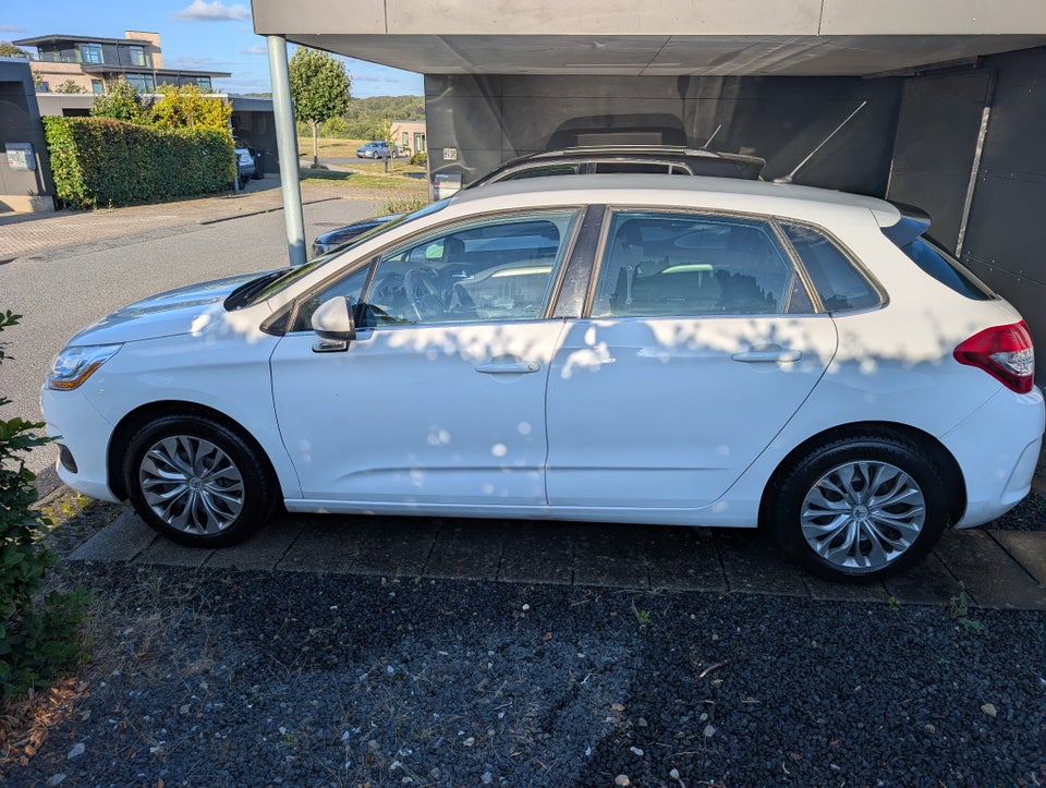 Citroën C4 1,6 HDi 90 Seduction 5d